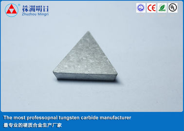 炭化物用具はステンレス鋼のためのセメントで接合されていたろう付けの炭化物の挿入物を挿入する