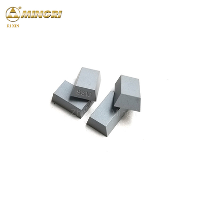炭化タングステンの先端15x10x5 20x12x3を切るYG6 YG8 YG10のケニア人SS10の石