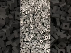 カービードチェーンソー挿入物